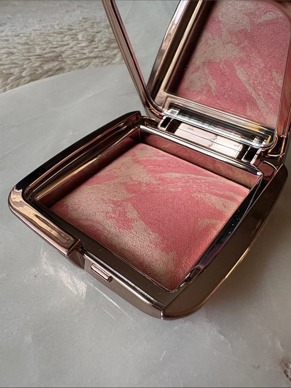 Hourglass Ambient DIM INFUSION Lighting Blush - Picture 3 of 3